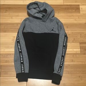 🤩 EUC Air Jordan hoodie